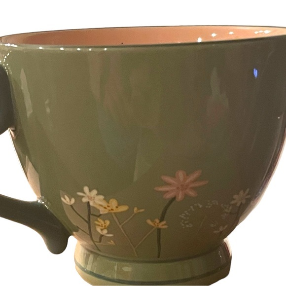 Coffee or Tea Flowers Mug “Bloom with Grace” outside &‎ “You Grow Girl” inside - Picture 5 of 7